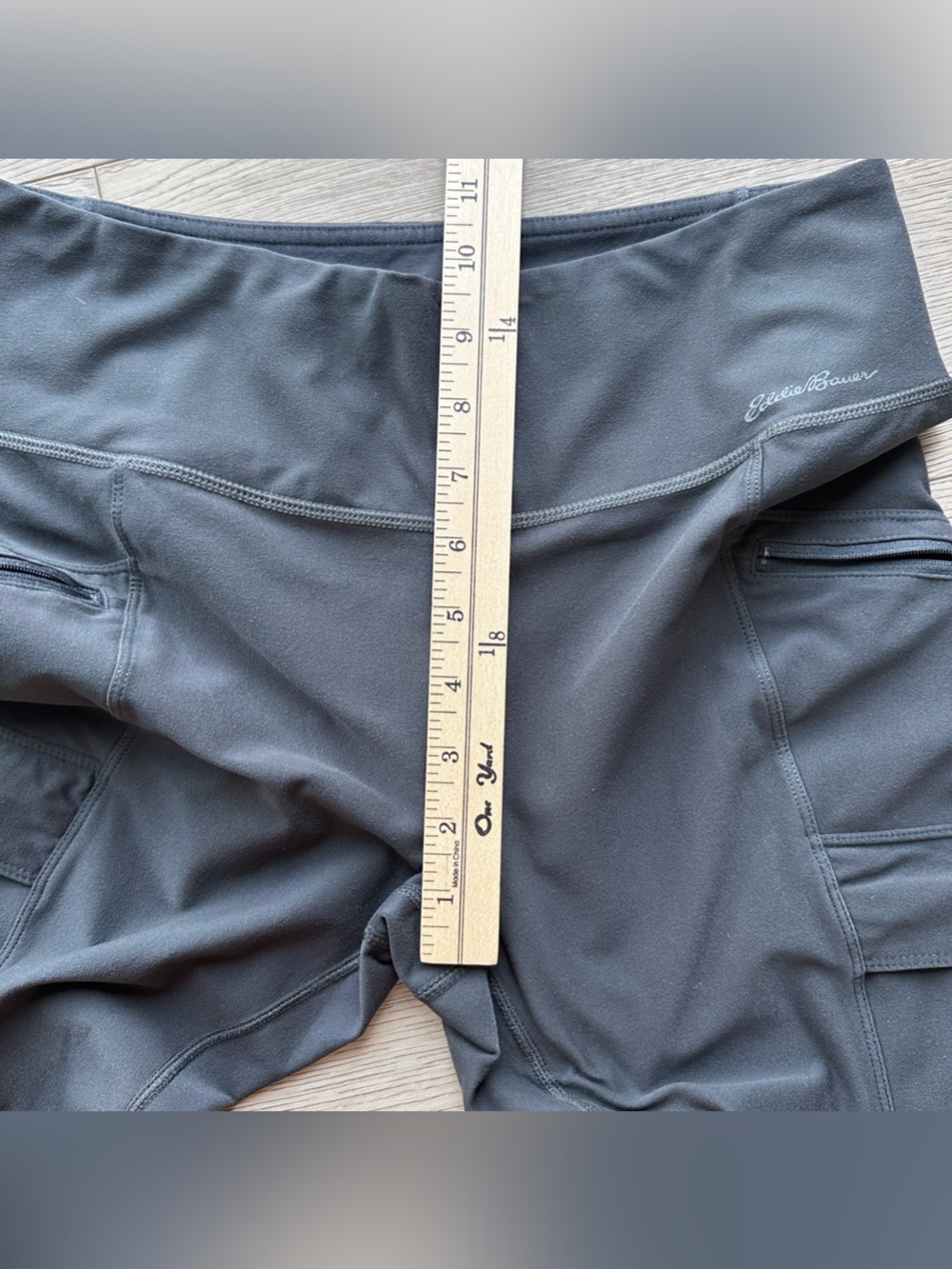 Eddie Bauer Women’s Black Stretch Bootcut Athletic Pants Zip Pocket Size Medium - Picture 6 of 8